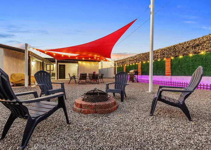 Retreat - With King Bed - 10 Min From Airp - Unit C *